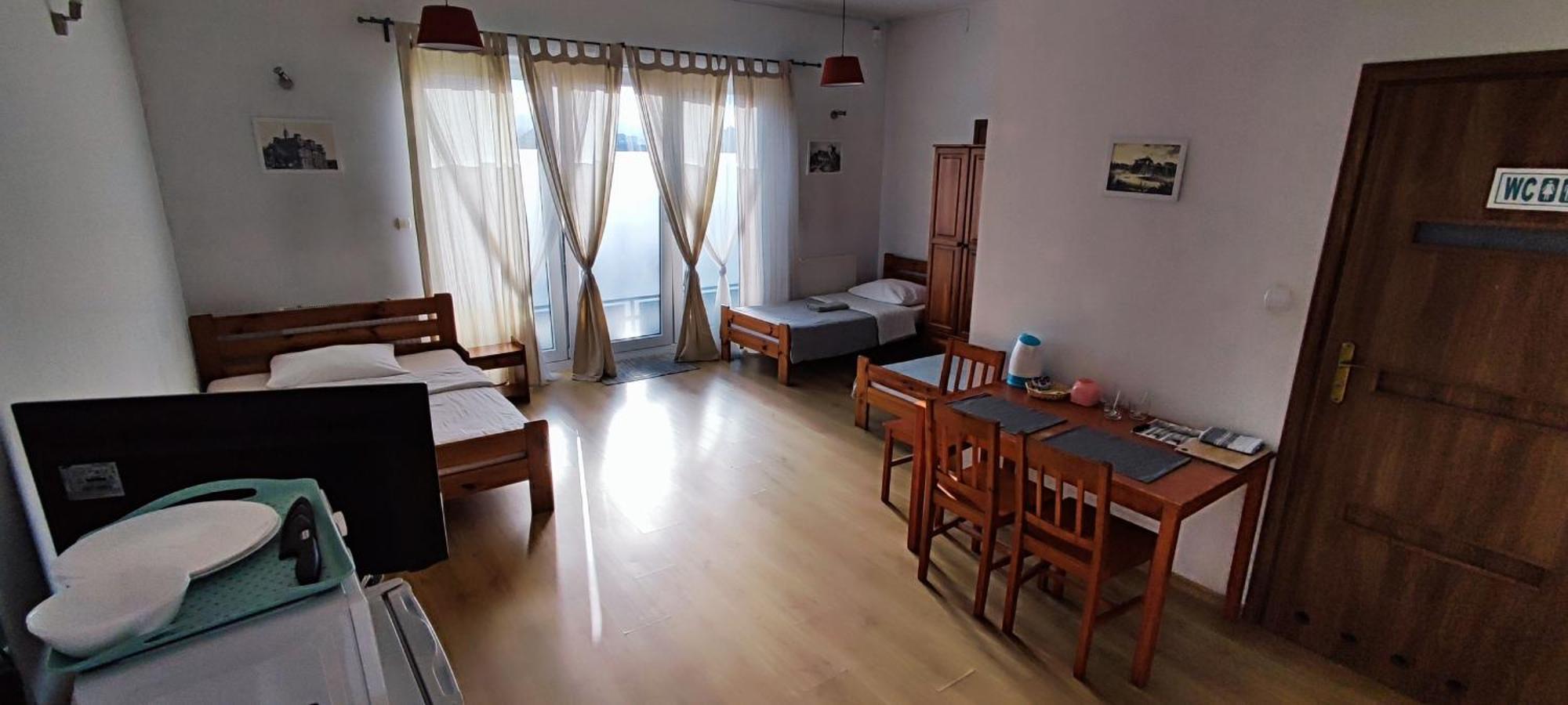 Keisa Apartrooms Nowy Sacz Bagian luar foto